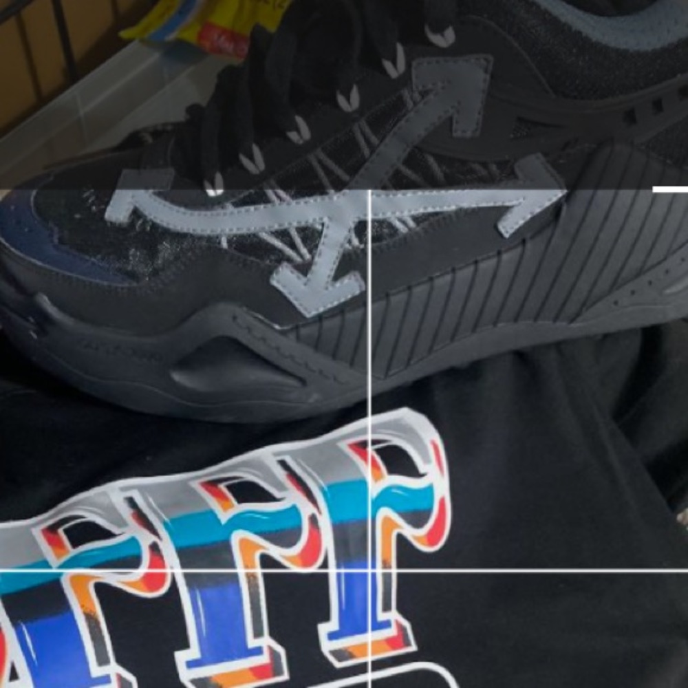 Off White